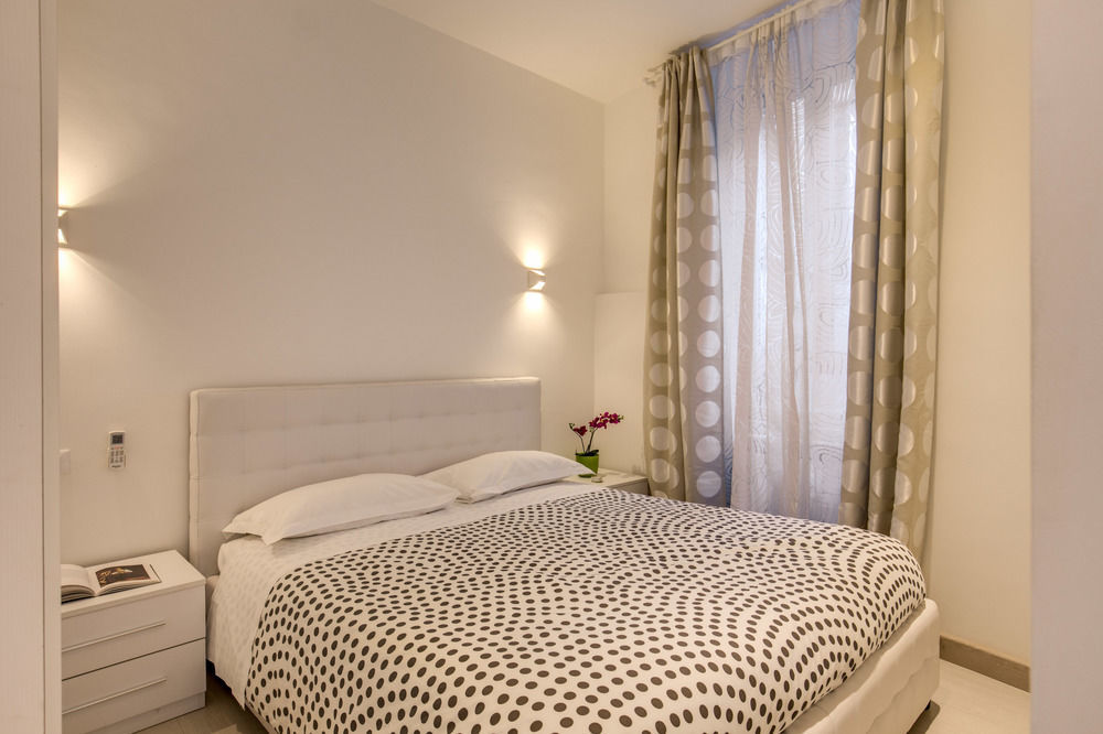 Your Suite Рим Екстер'єр фото